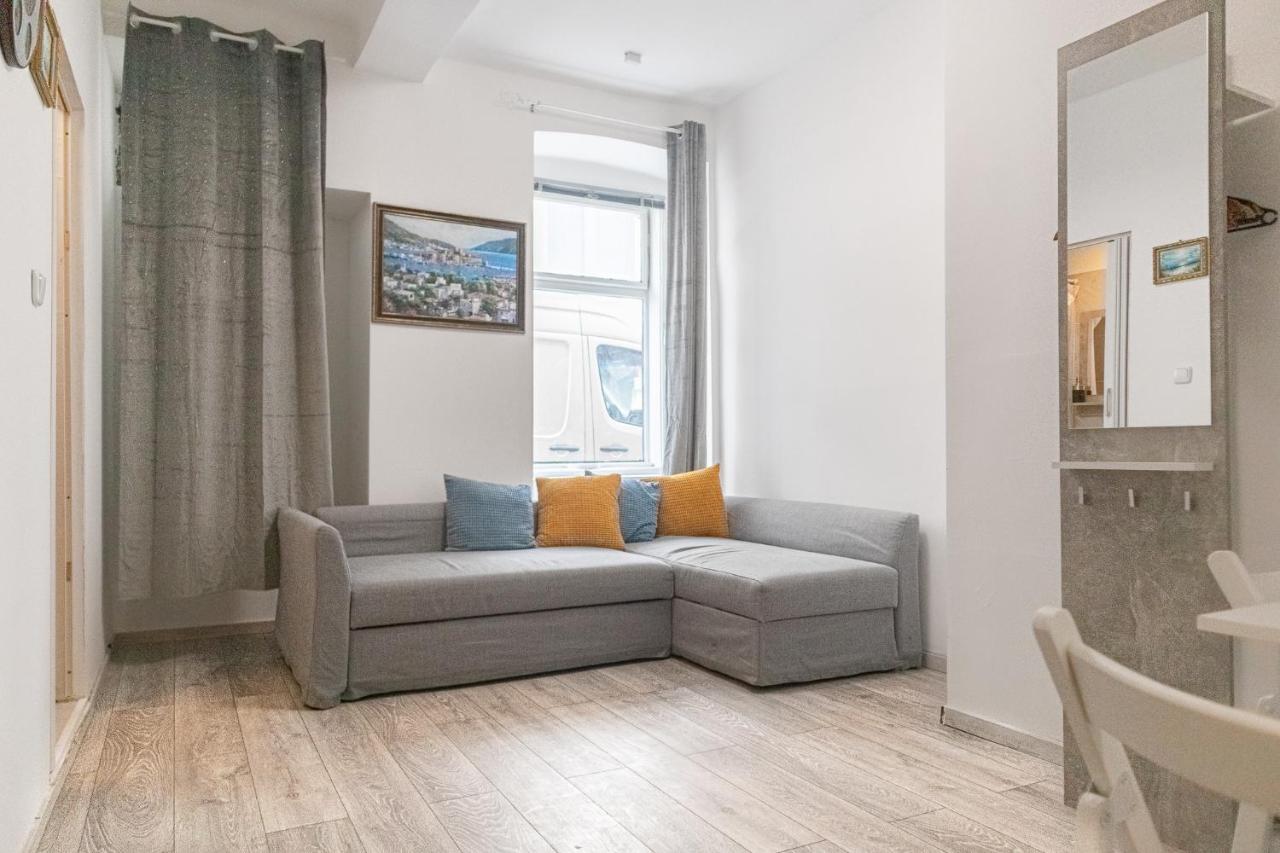 Pleasing Room Hauptbahnhof With Best Location Viena Exterior foto